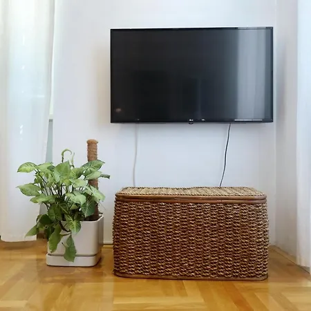 Lovely Rita's - Cosy In Center *